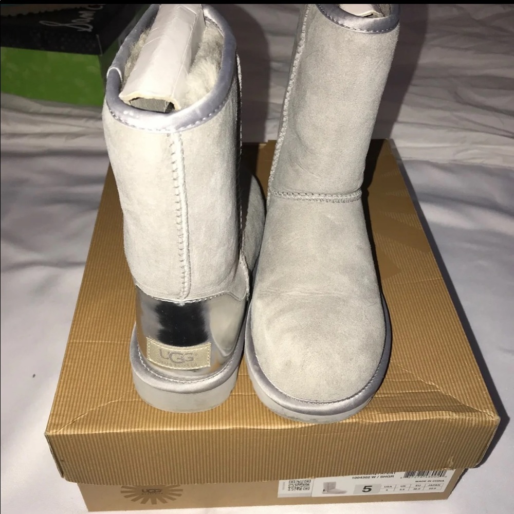 SOLD💥 RARE GRAY UGG BOOTS